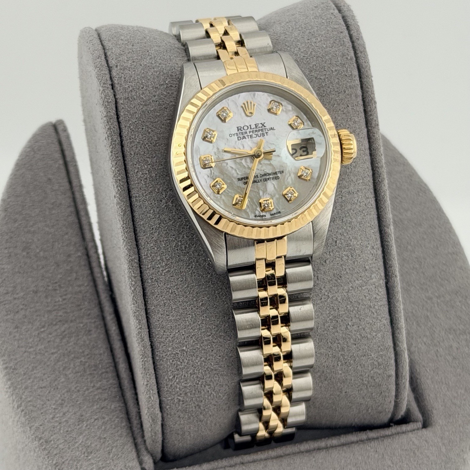 Rolex Ladies Datejust 69173 26mm Mother of Pearl Diamond Dial 18k Gold Steel