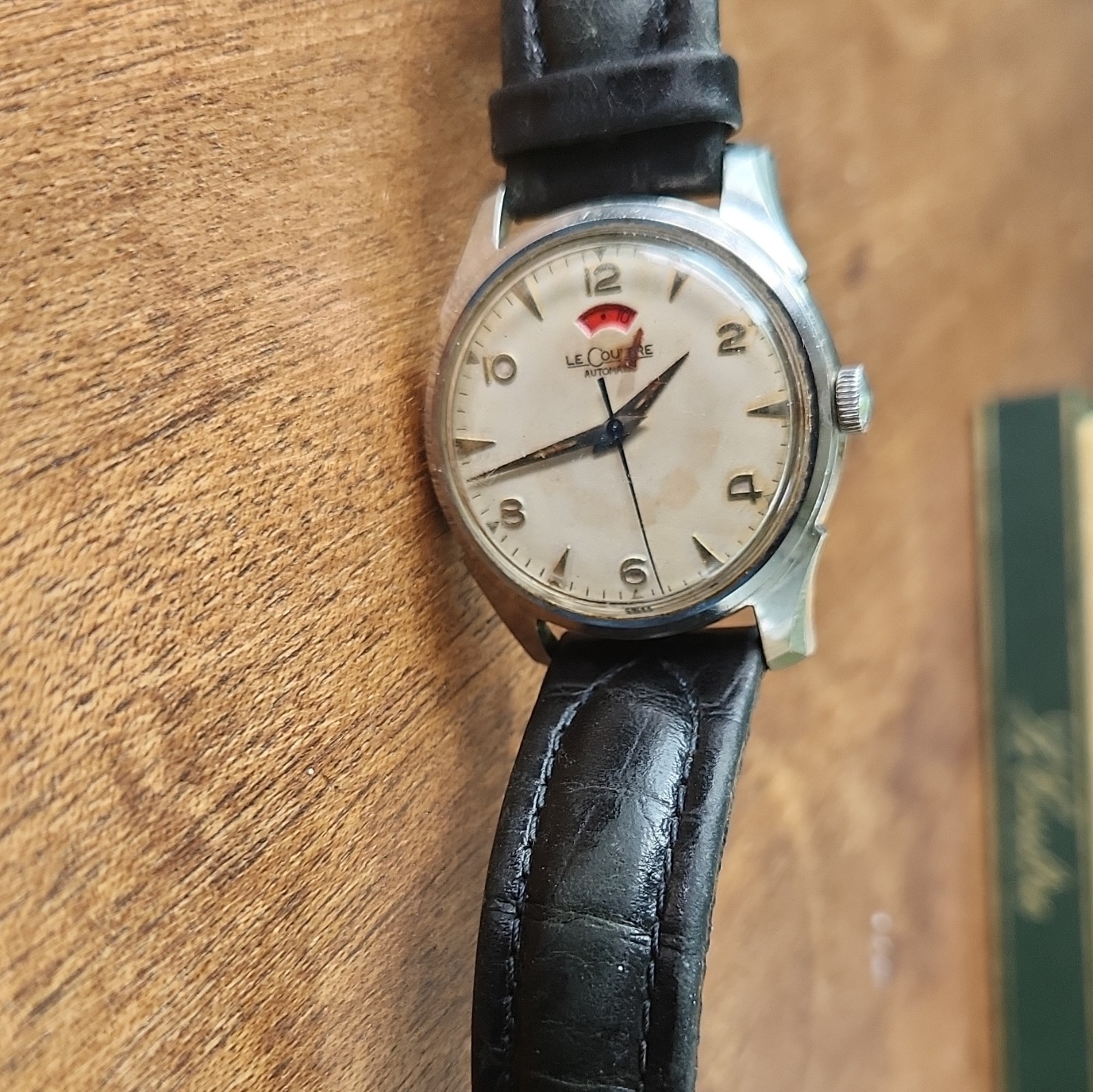 LeCoultre Automatic Vintage Cream Dial 34mm Stainless Steel Watch w/ Box