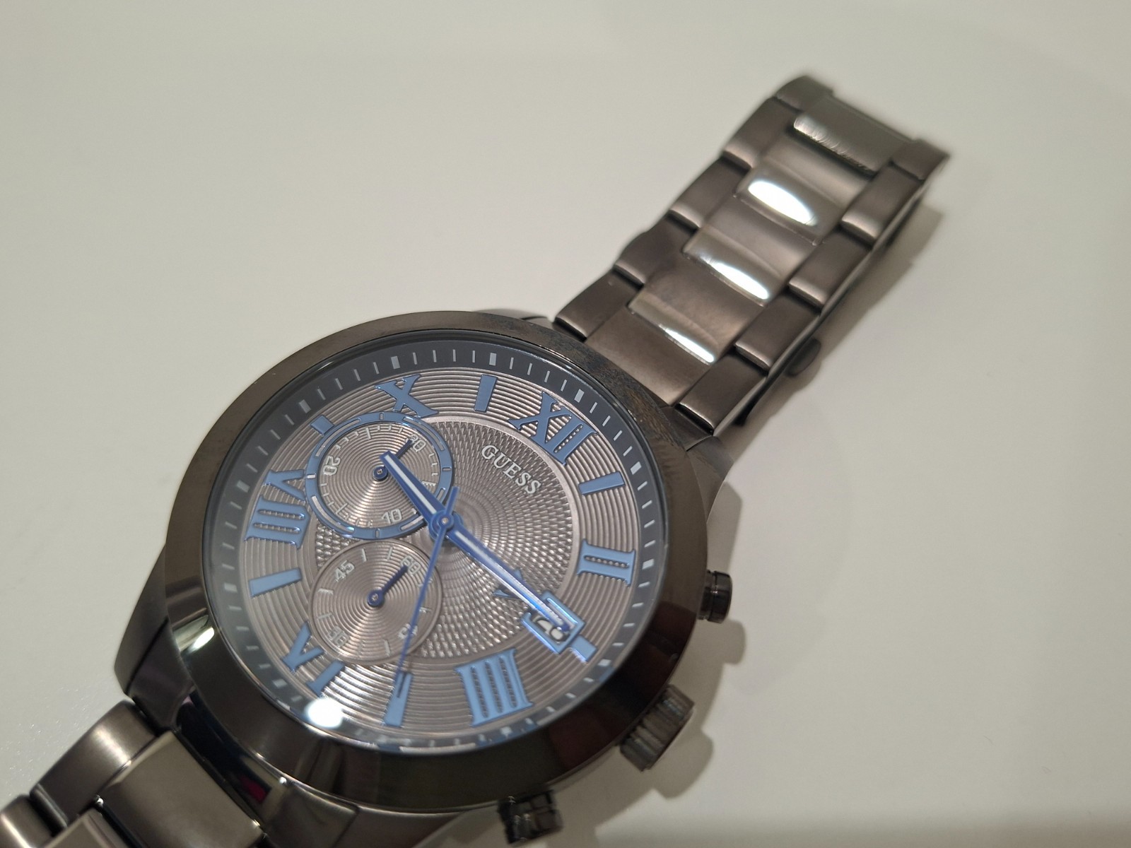 GUESS U0668G2 Gunmetal Chronograph Watch Stainless Steel Date