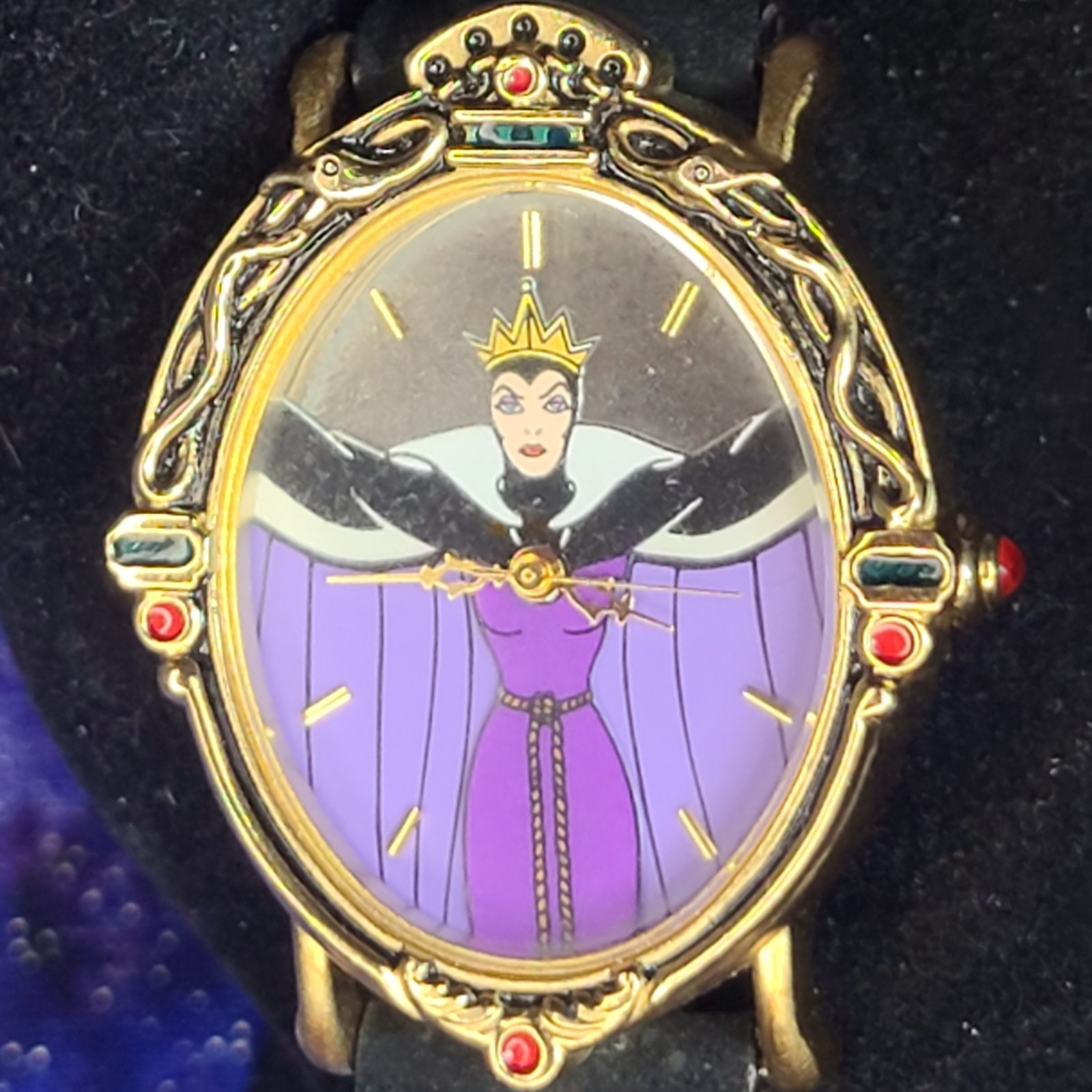 Disney Evil Queen Magic Mirror Watch LE 191/1000 Ready To Wear | See Video