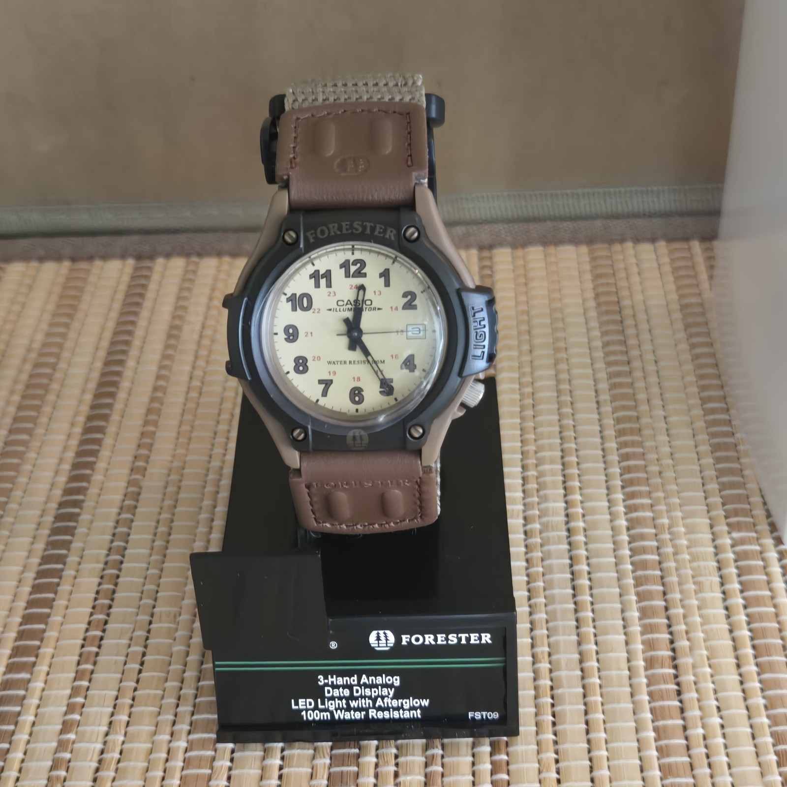 Casio Forester Men’s Watch 5-Year Battery, Indiglo Backlight, Khaki Strap