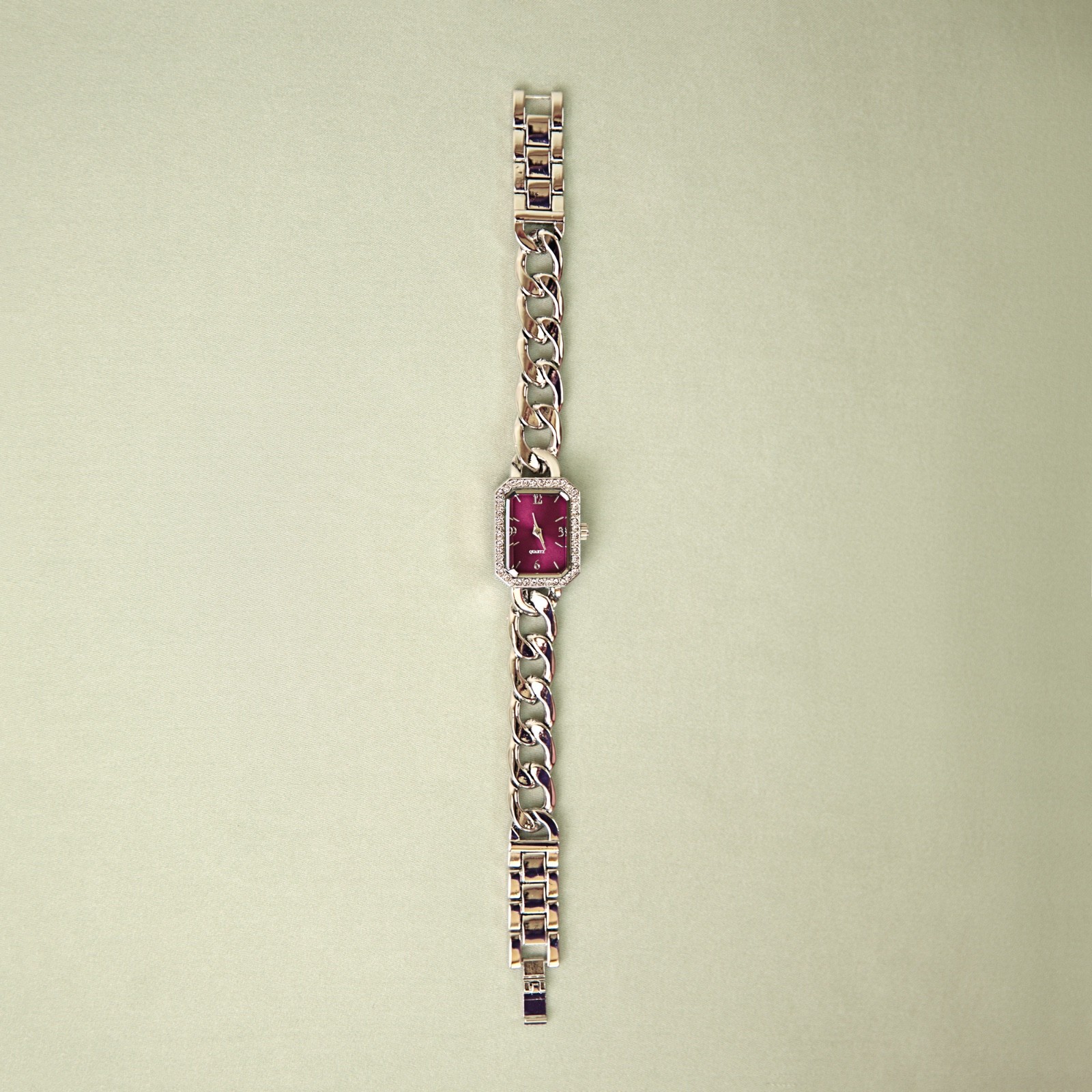 Elegant Plum Bracelet Watch with Crystals Quartz