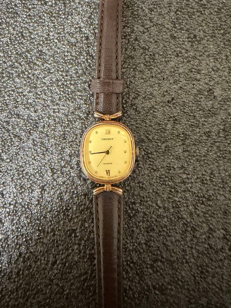 [Working Condition] ORIENT Oval Gold Unisex