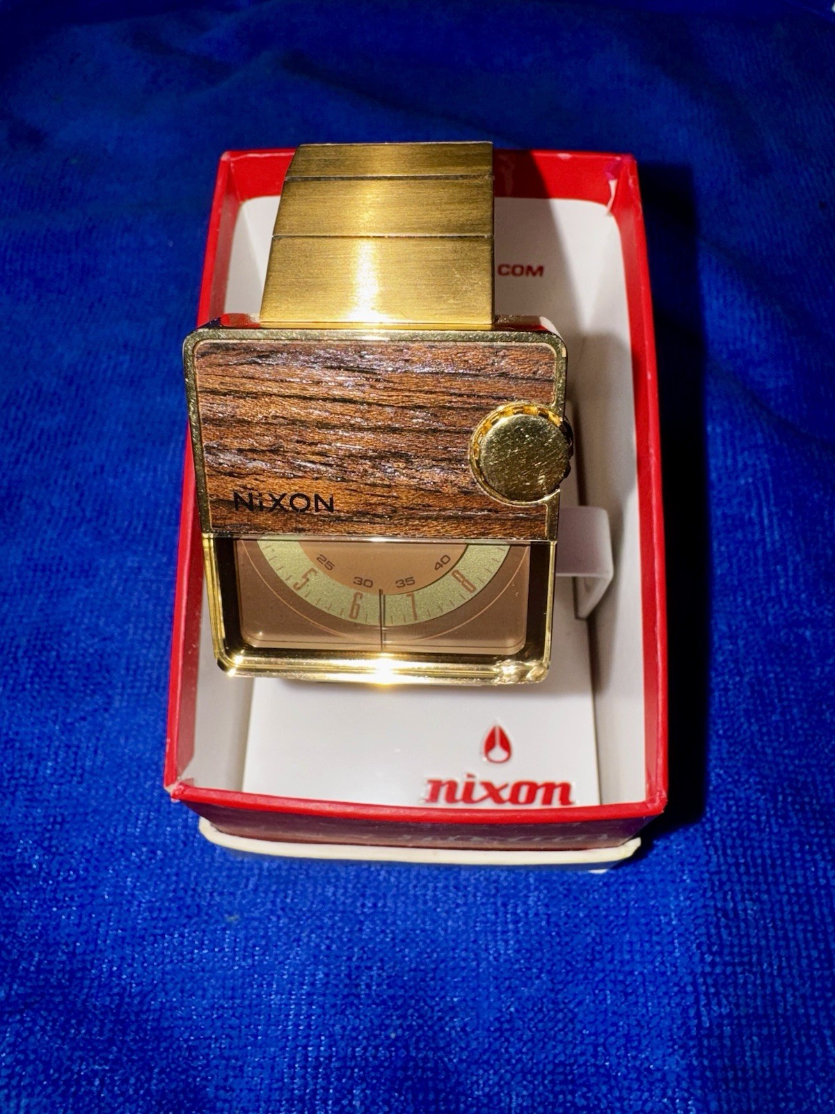 Rare Nixon Murf Mahogany Wood Gold Men’s Watch | Needs Battery | Read