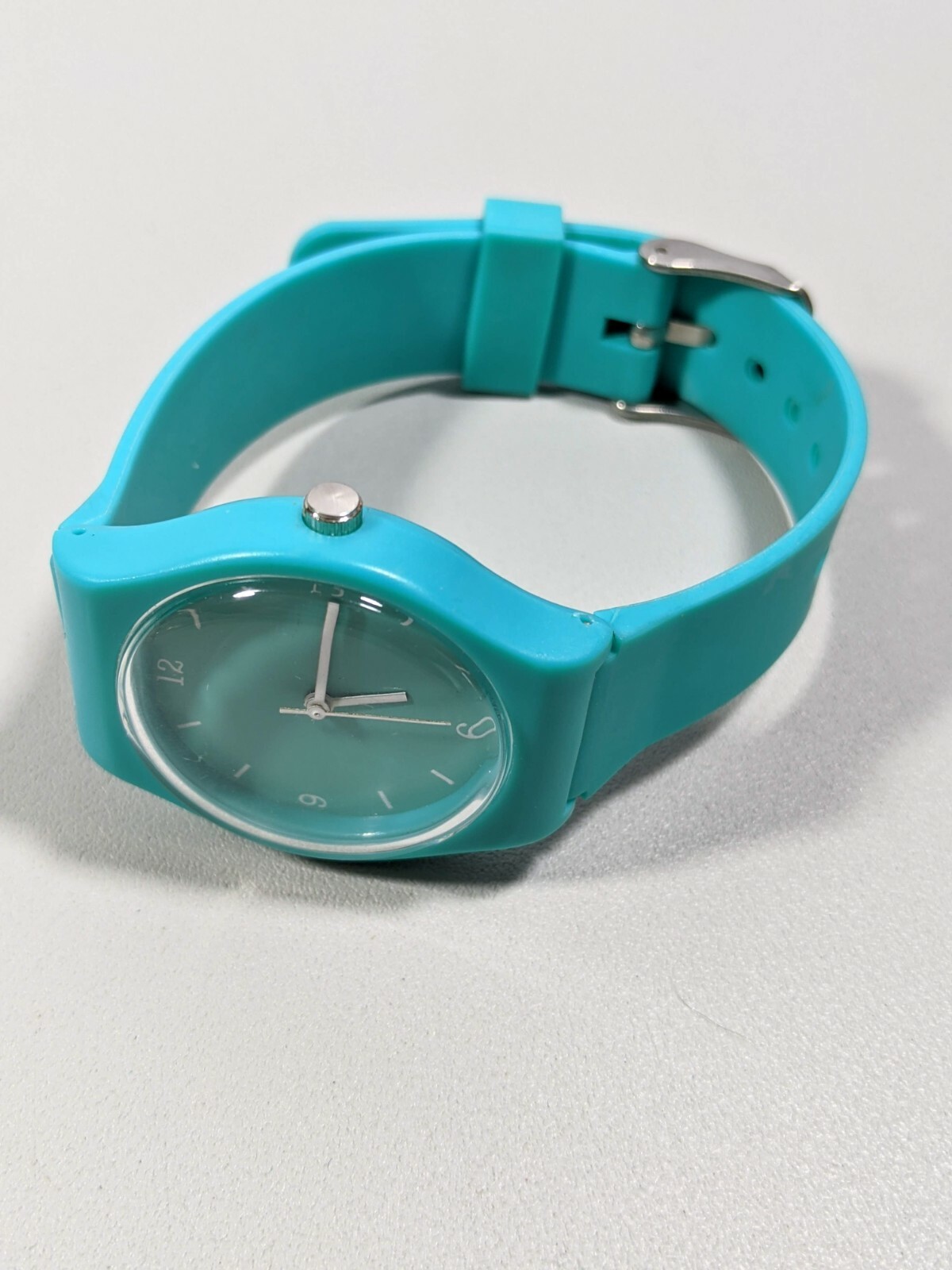 Blue Dial White Hands Blue Round Case 34 mm Silicone Band 9.5 Inch