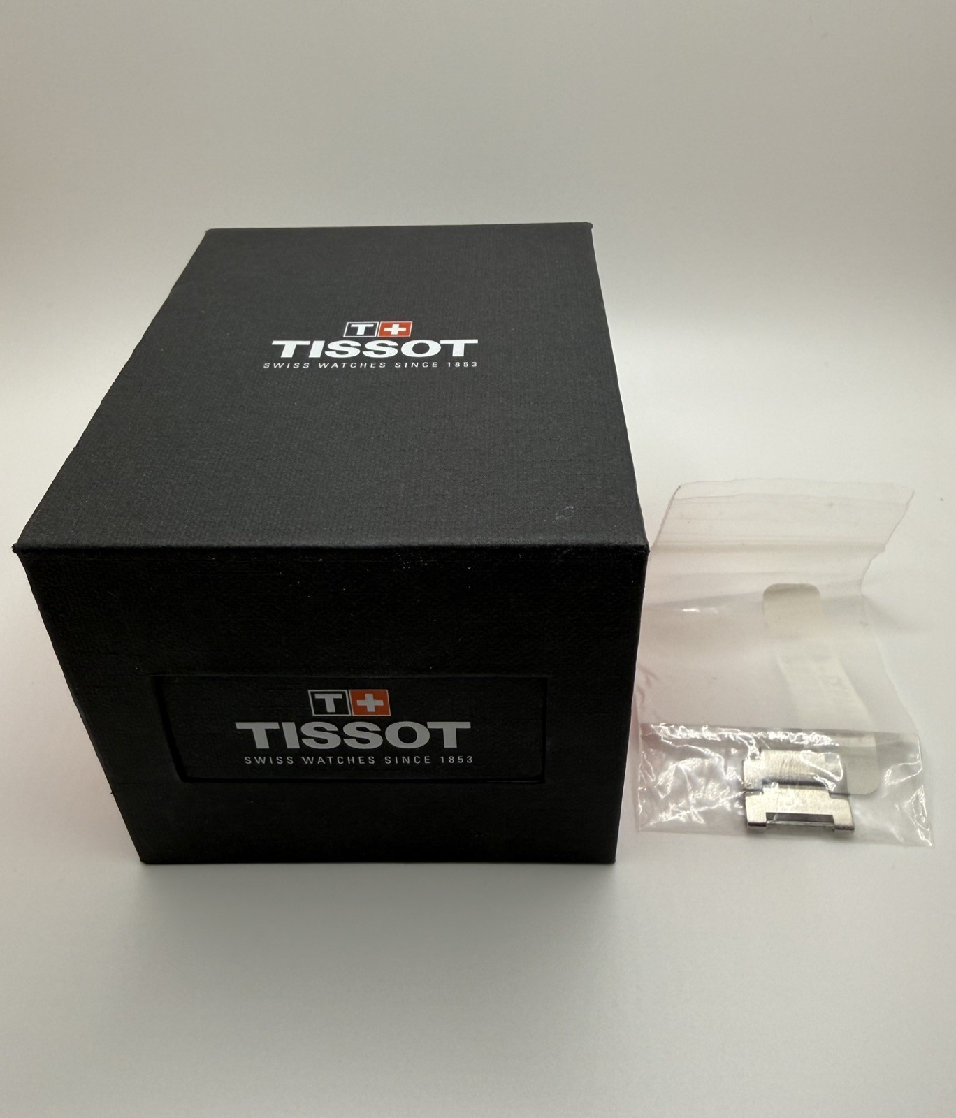 Tissot PRX Men’s Green Dial Quartz, Good ondition, Extra links