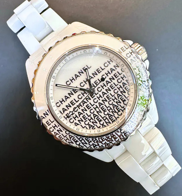 CHANEL White Stainless Steel Ceramic J12 Quartz Women’s Wristwatch 34 mm