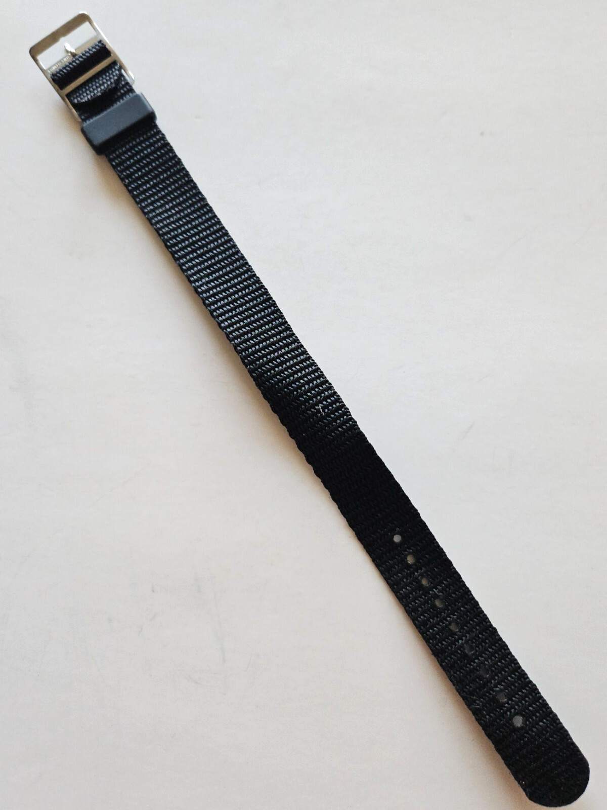 18mm – Black One-Piece Nylon Watch Strap ( Silver Buckle / 9.5 Inches Long )