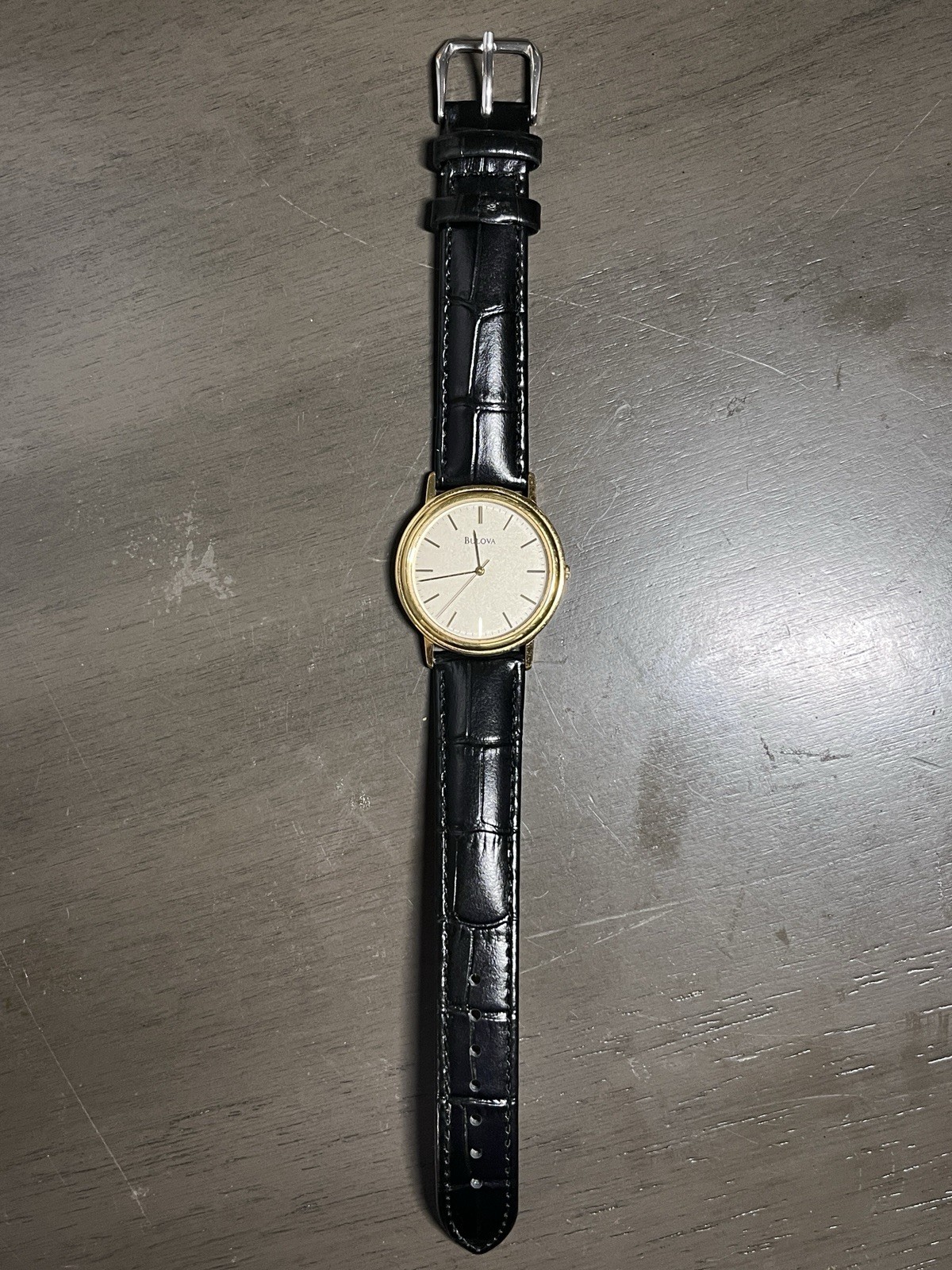 Bulova Dress Watch Gold Tone Case Champagne Dial new battery new strap