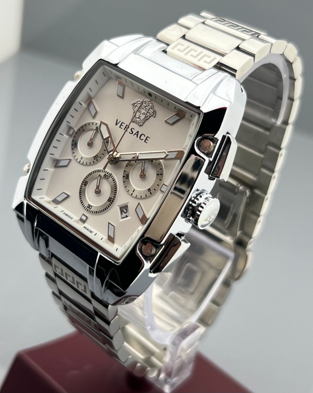 Vintage Men’s Versace Dominus Chrono Quartz White Dial Sub-Sec/Date Wristwatch