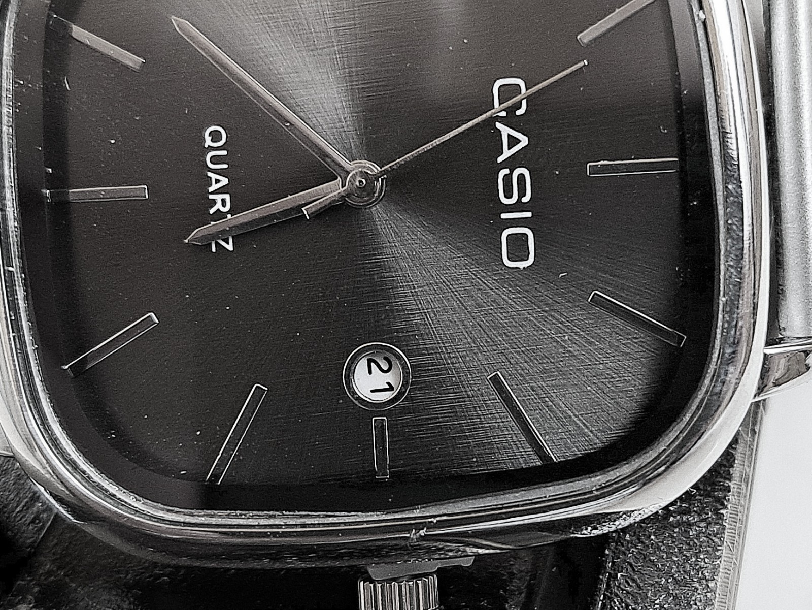 Casio Old Money Classic LTP-E117 quartz wristwatch – new
