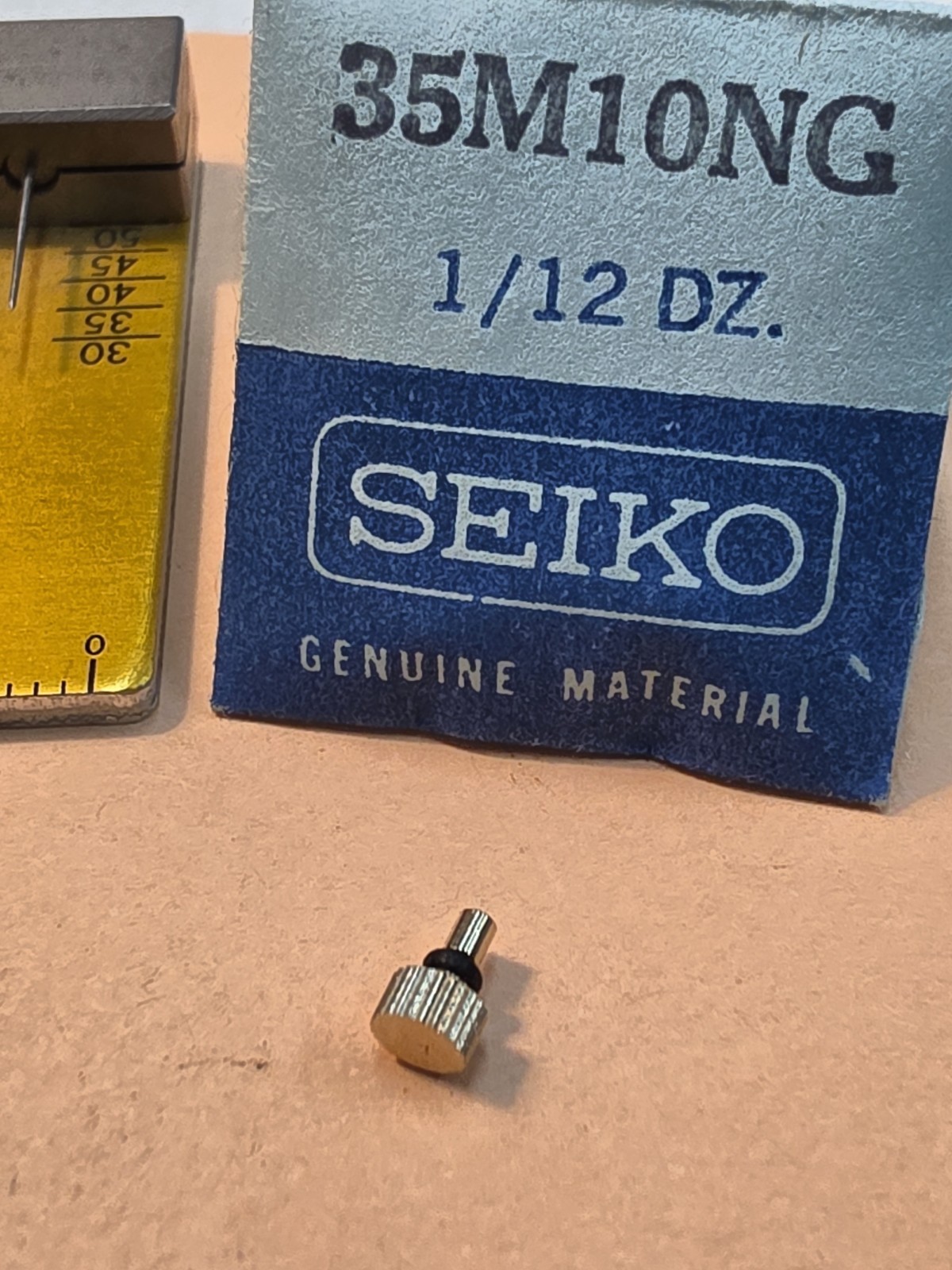 NOS Seiko 3.40 Yellow Crown PN 35M10NG For Cases As Shown