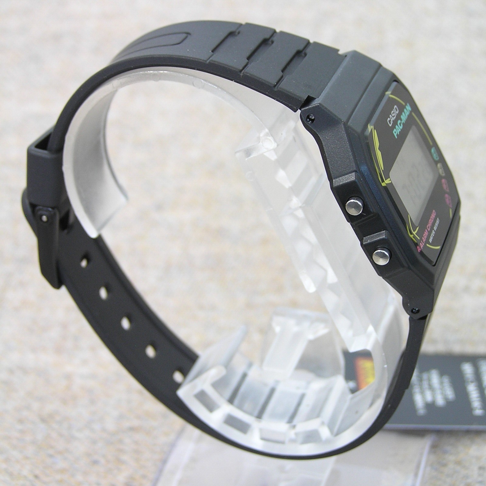UK STOCK CASIO F-91WPC-1ADR Pac Man Limited Edition Bandai Japan Exclusive