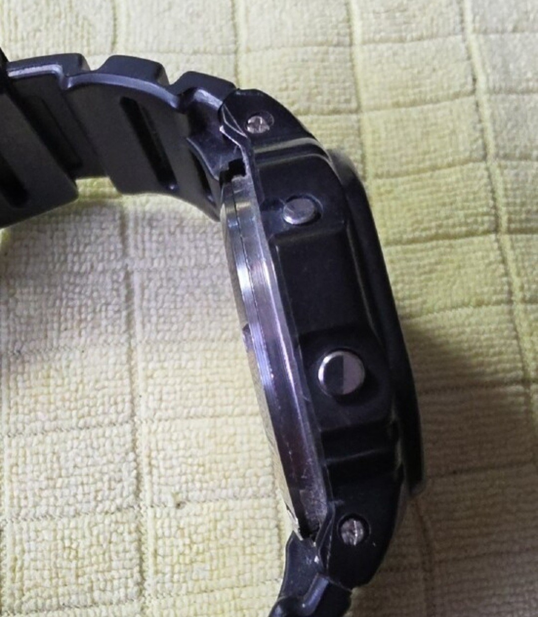 Vintage Casio G-Shock DW-5600C (Module 901) Japan H Screwback — Org 141 F8 Band